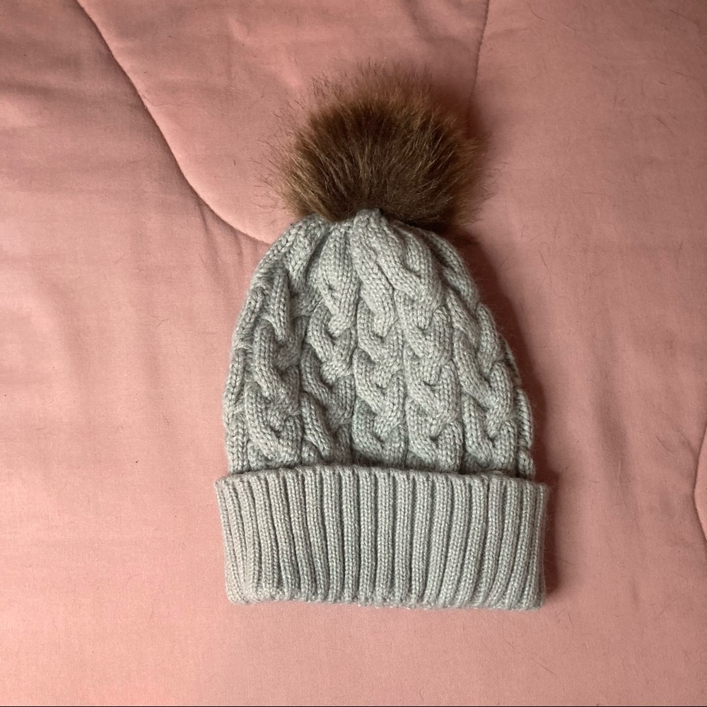 Grey beanie